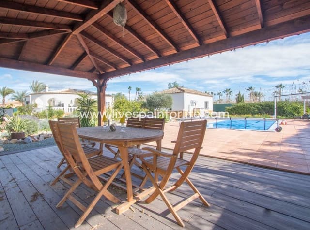 3 chambre Finca/Maison de Campagne à vendre à Catral avec piscine garage - 359 999 € (Ref: 9866025)