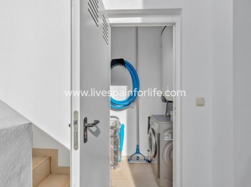 3 soverom Villa til salgs i Vistabella med svømmebasseng garasje - € 435 000 (Ref: 9872223)