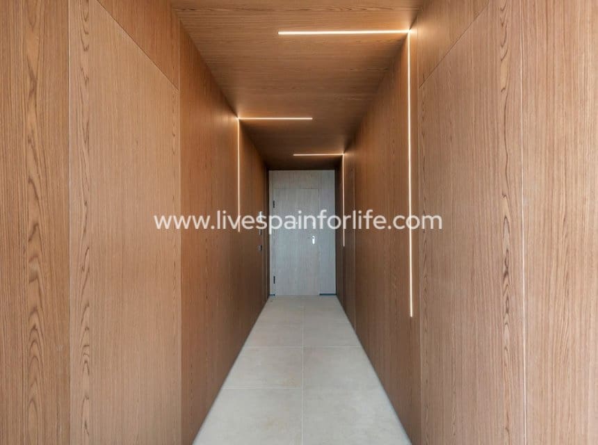 3 chambre Appartement à vendre à Las Colinas Golf avec piscine garage - 849 000 € (Ref: 9872225)