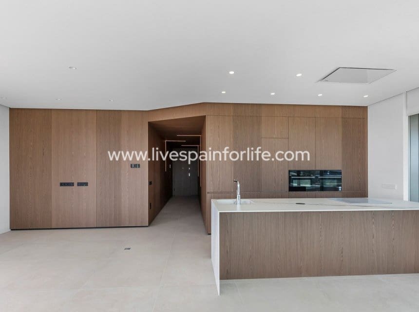 3 chambre Appartement à vendre à Las Colinas Golf avec piscine garage - 849 000 € (Ref: 9872225)