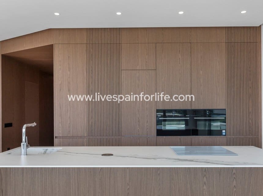 3 chambre Appartement à vendre à Las Colinas Golf avec piscine garage - 849 000 € (Ref: 9872225)