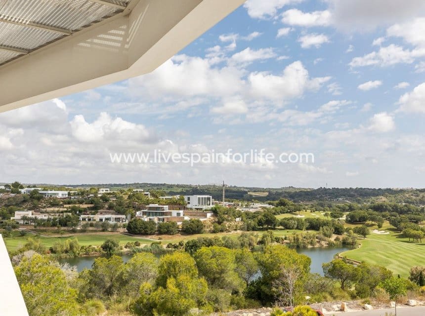 3 chambre Appartement à vendre à Las Colinas Golf avec piscine garage - 849 000 € (Ref: 9872225)