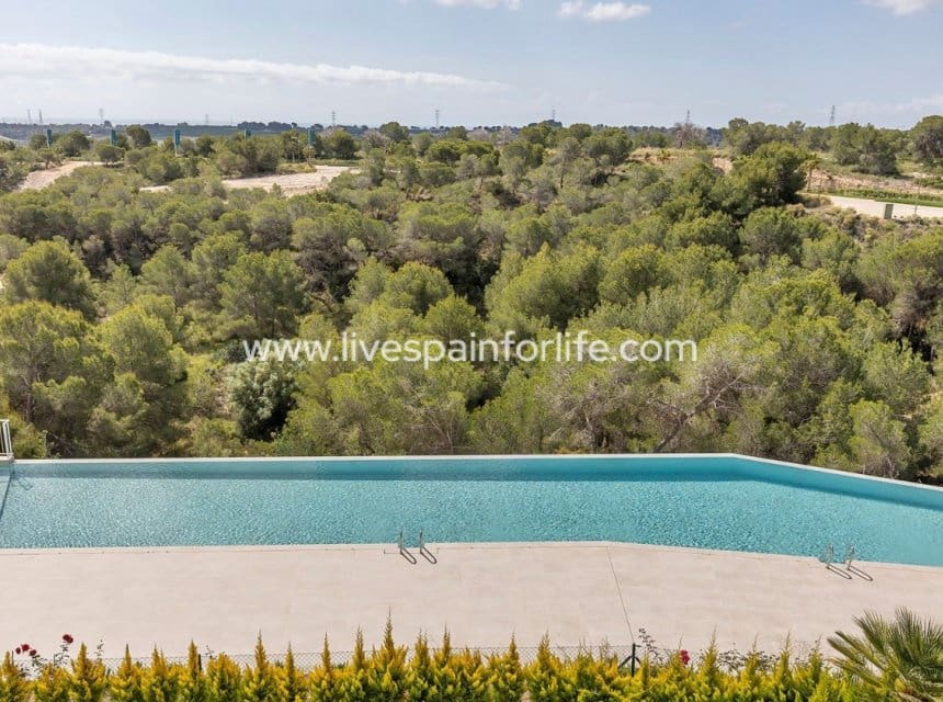 3 chambre Appartement à vendre à Las Colinas Golf avec piscine garage - 849 000 € (Ref: 9872225)