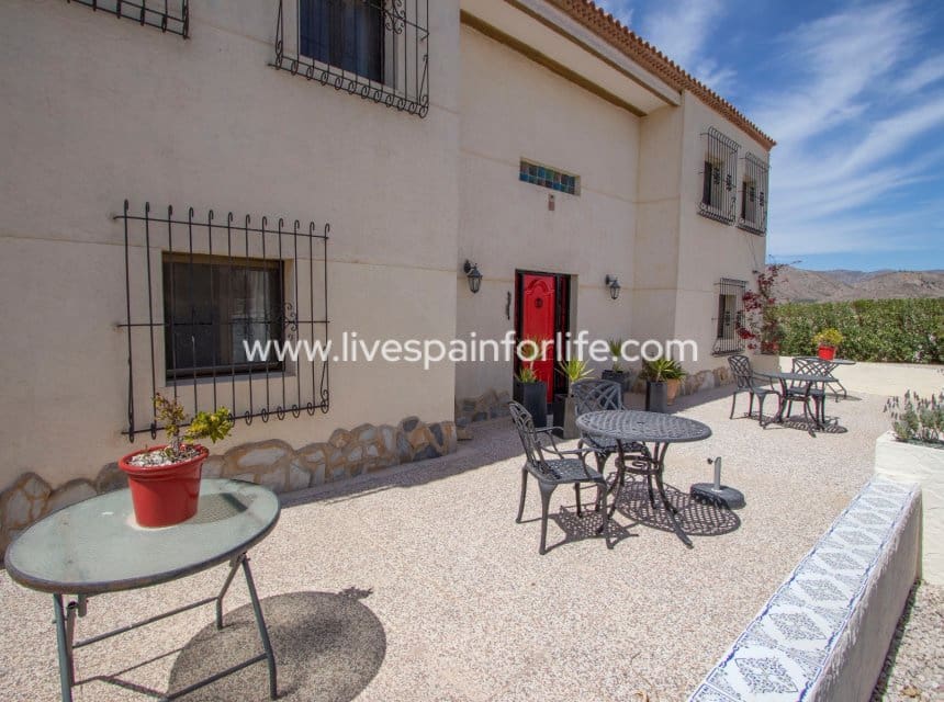 7 sypialnia Finka/Dom wiejski na sprzedaż w Barbarroja z basenem - 534 995 € (Ref: 9872341)