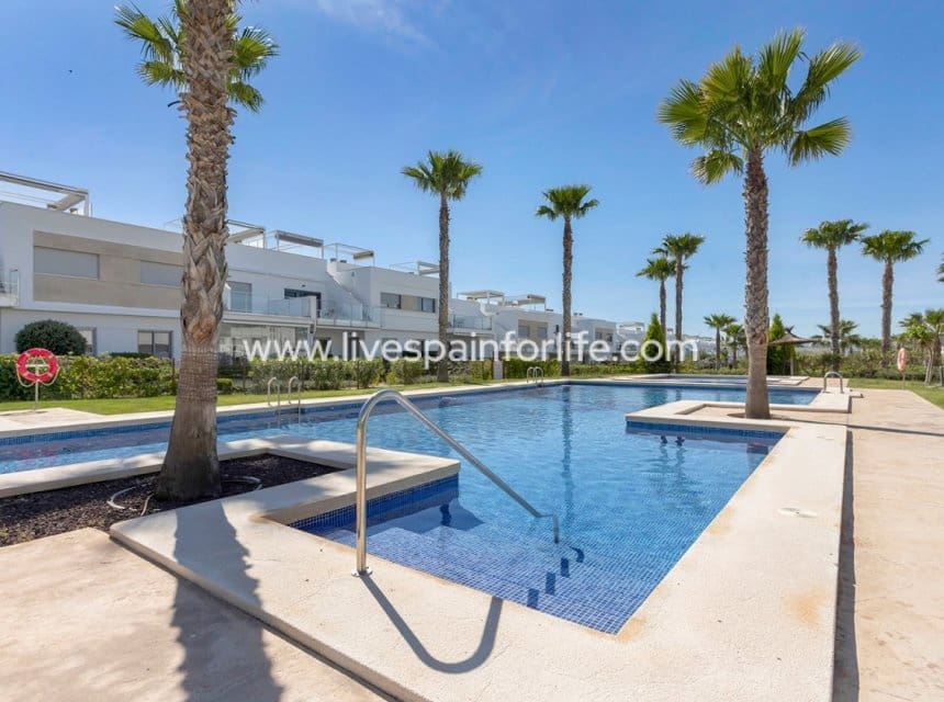 2 chambre Appartement à vendre à Vistabella avec piscine garage - 260 000 € (Ref: 9872342)