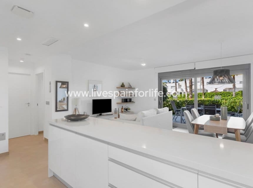 2 chambre Appartement à vendre à Vistabella avec piscine garage - 260 000 € (Ref: 9872342)