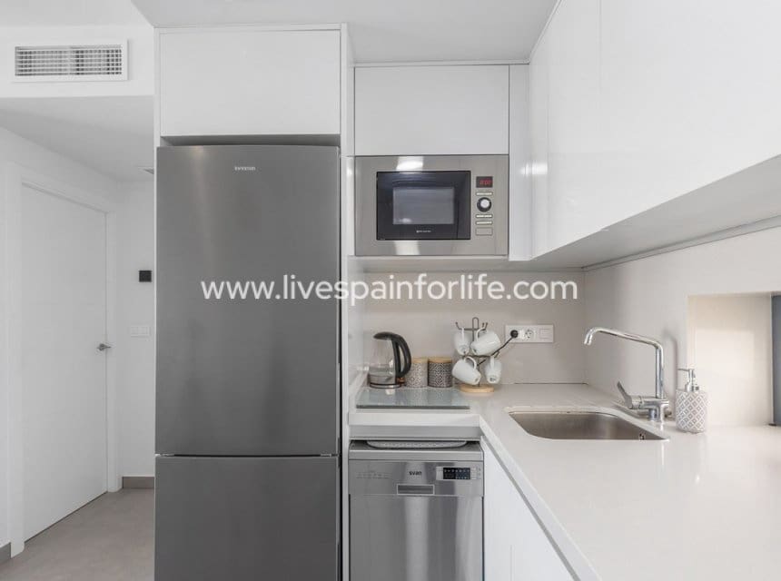 2 sypialnia Apartament na sprzedaż w Villamartin z basenem garażem - 274 900 € (Ref: 9873802)