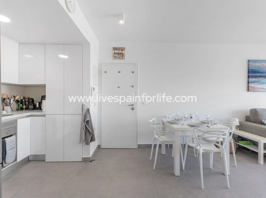 2 sypialnia Apartament na sprzedaż w Villamartin z basenem garażem - 274 900 € (Ref: 9873802)