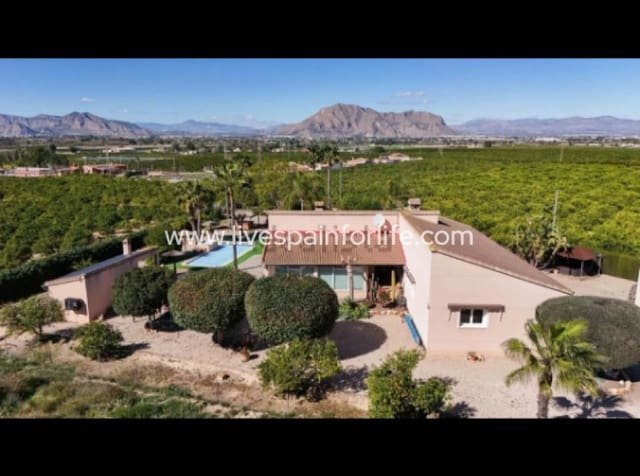 3 camera da letto Finca/Casa di Campagna in vendita in Jacarilla con piscina garage - 559.000 € (Rif: 9877208)
