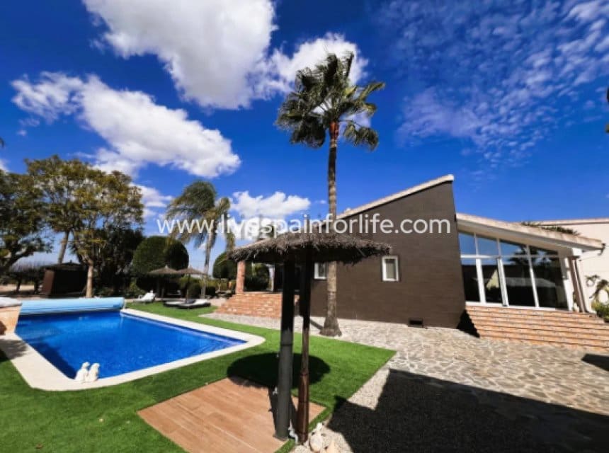 3 camera da letto Finca/Casa di Campagna in vendita in Jacarilla con piscina garage - 559.000 € (Rif: 9877208)