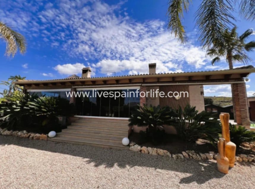 3 camera da letto Finca/Casa di Campagna in vendita in Jacarilla con piscina garage - 559.000 € (Rif: 9877208)