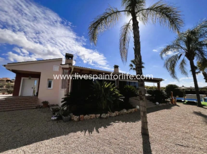 3 camera da letto Finca/Casa di Campagna in vendita in Jacarilla con piscina garage - 559.000 € (Rif: 9877208)