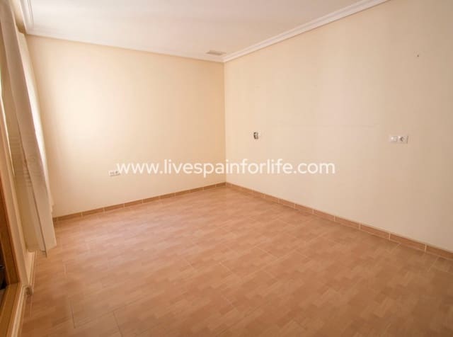3 soverom Leilighet til salgs i Albatera med garasje - € 165 000 (Ref: 9879851)