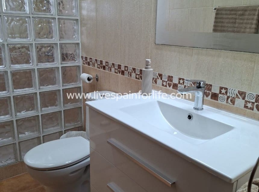 5 quarto Quinta/Casa Rural para venda em Catral com piscina garagem - 449 995 € (Ref: 9879853)