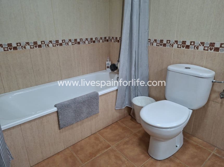 5 quarto Quinta/Casa Rural para venda em Catral com piscina garagem - 449 995 € (Ref: 9879853)