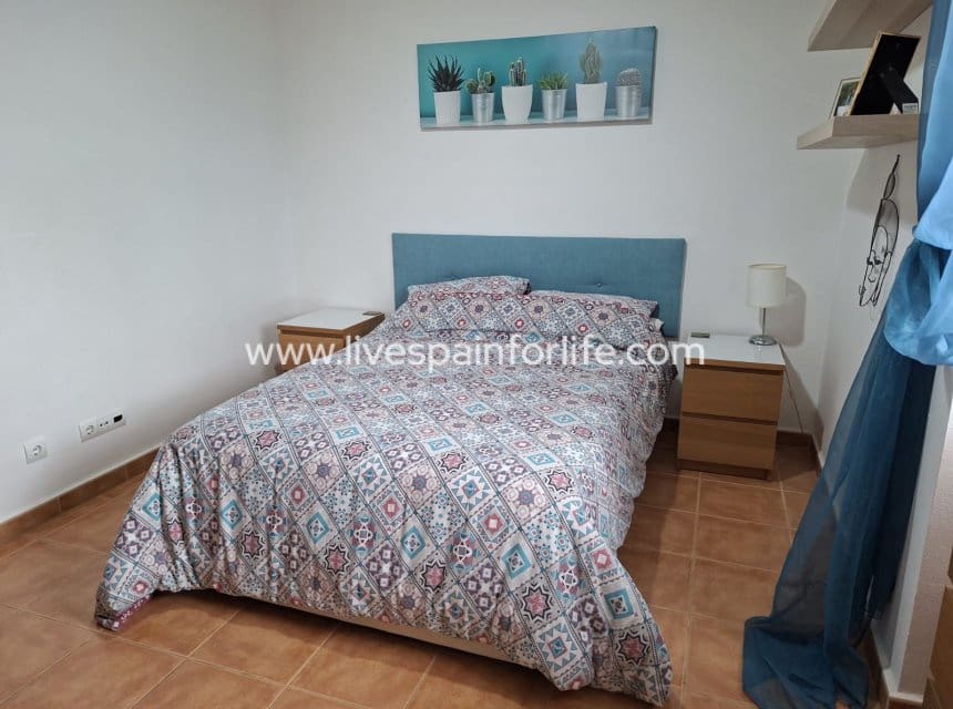 5 quarto Quinta/Casa Rural para venda em Catral com piscina garagem - 449 995 € (Ref: 9879853)