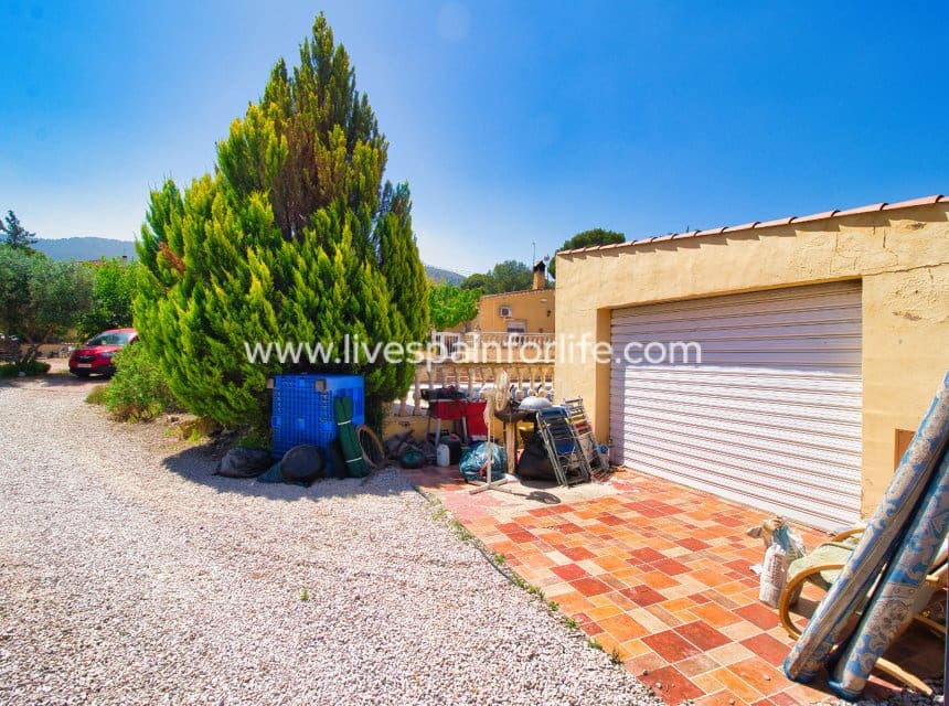 4 soverom Finca/Herregård til salgs i Hondon de las Nieves med svømmebasseng garasje - € 265 000 (Ref: 9883667)