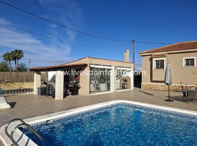 5 Zimmer Finca/Landgut zu verkaufen in Catral - 449.995 € (Ref: 9889346)