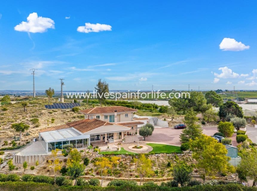 4 sovrum Finca/Hus på landet till salu i Torremendo med pool garage - 999 000 € (Ref: 9892924)