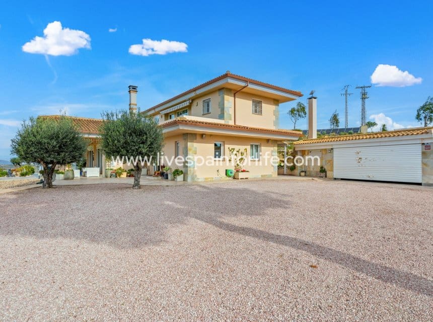 4 sovrum Finca/Hus på landet till salu i Torremendo med pool garage - 999 000 € (Ref: 9892924)