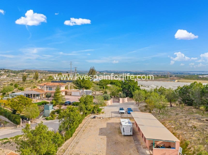 4 sovrum Finca/Hus på landet till salu i Torremendo med pool garage - 999 000 € (Ref: 9892924)