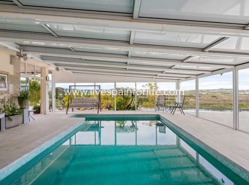 4 sovrum Finca/Hus på landet till salu i Torremendo med pool garage - 999 000 € (Ref: 9892924)