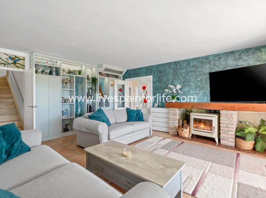4 sovrum Finca/Hus på landet till salu i Torremendo med pool garage - 999 000 € (Ref: 9892924)