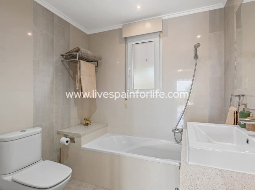 4 sovrum Finca/Hus på landet till salu i Torremendo med pool garage - 999 000 € (Ref: 9892924)