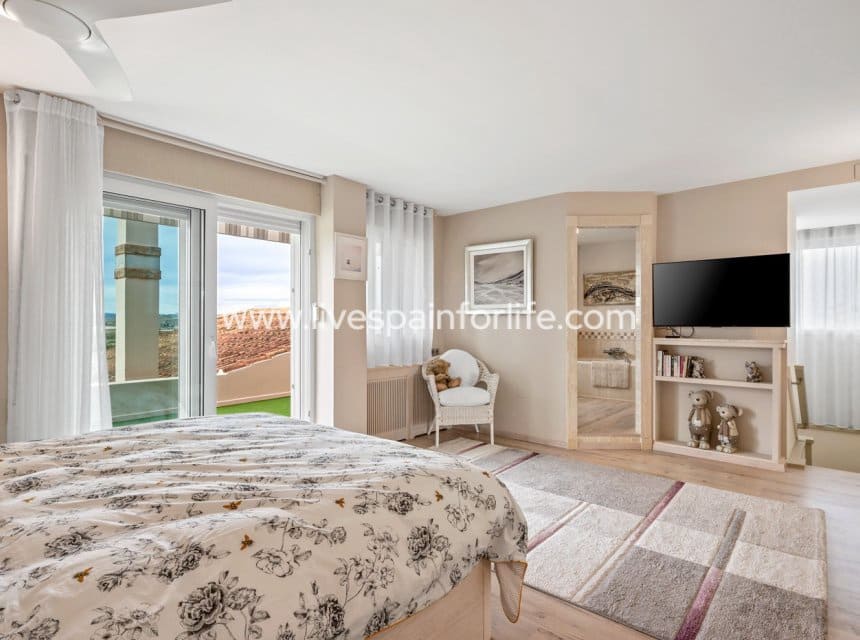 4 sovrum Finca/Hus på landet till salu i Torremendo med pool garage - 999 000 € (Ref: 9892924)