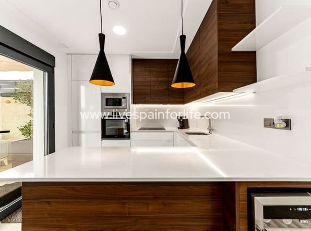 3 Zimmer Villa zu verkaufen in Ciudad Quesada, Rojales mit Pool - 499.000 € (Ref: 9892925)