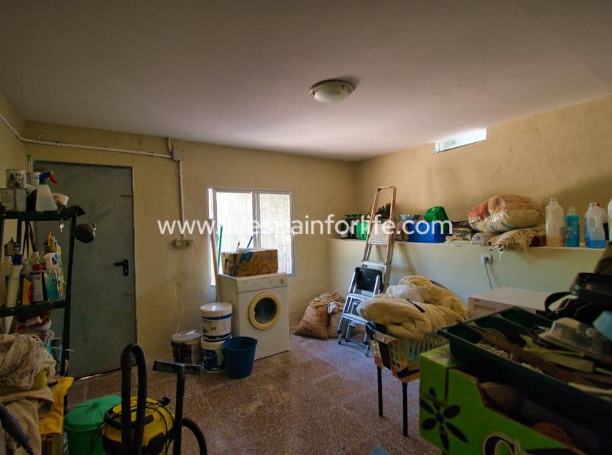 4 slaapkamer Finca/Landhuis te koop in Hondon de las Nieves met zwembad garage - € 290.000 (Ref: 9895063)