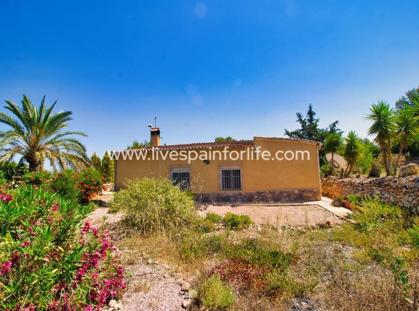 4 slaapkamer Finca/Landhuis te koop in Hondon de las Nieves met zwembad garage - € 290.000 (Ref: 9895063)