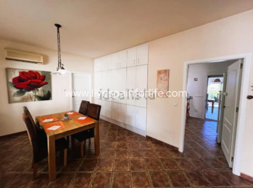 3 chambre Finca/Maison de Campagne à vendre à Jacarilla avec piscine garage - 559 000 € (Ref: 9895252)