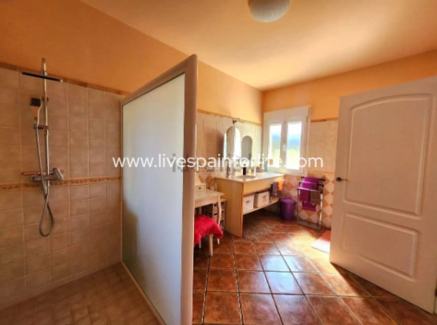 3 chambre Finca/Maison de Campagne à vendre à Jacarilla avec piscine garage - 559 000 € (Ref: 9895252)