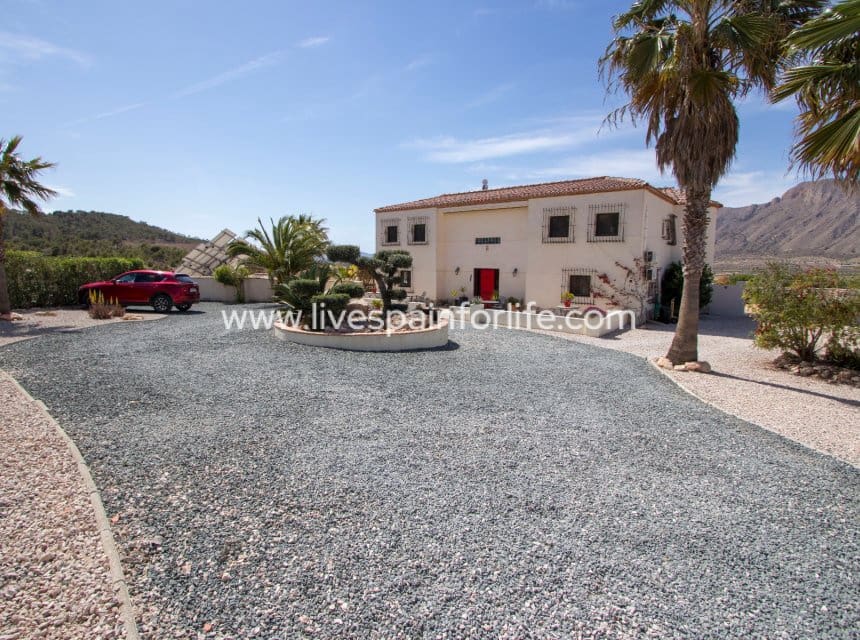 6 sypialnia Finka/Dom wiejski na sprzedaż w Barbarroja z basenem - 534 995 € (Ref: 9905011)