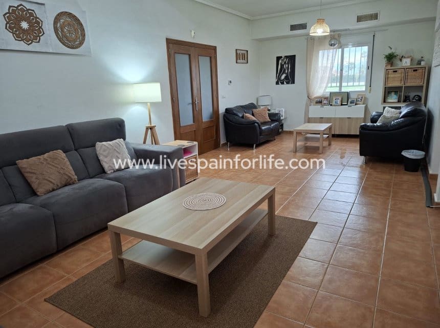 5 slaapkamer Finca/Landhuis te koop in Catral met zwembad garage - € 449.995 (Ref: 9905012)