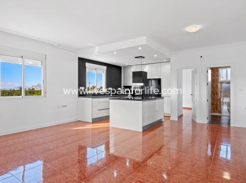 4 quarto Quinta/Casa Rural para venda em Dolores com piscina garagem - 529 900 € (Ref: 9909025)