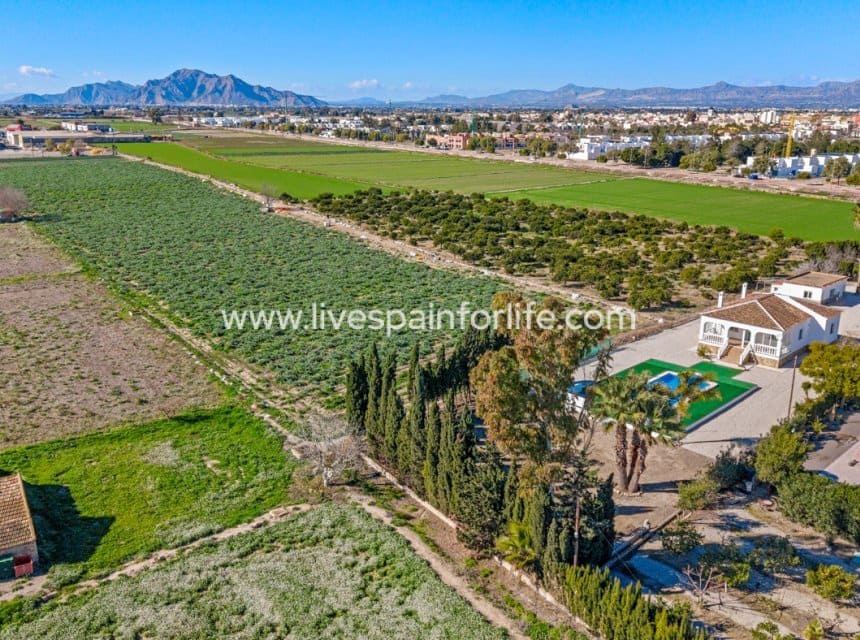 4 quarto Quinta/Casa Rural para venda em Dolores com piscina garagem - 529 900 € (Ref: 9909025)