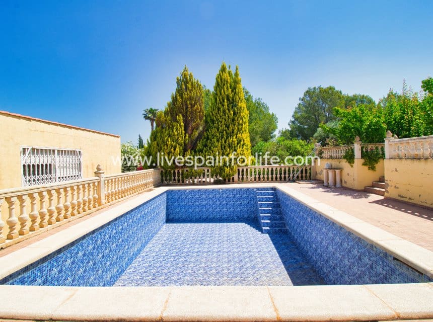 4 quarto Quinta/Casa Rural para venda em Hondon de las Nieves com piscina garagem - 290 000 € (Ref: 9911648)