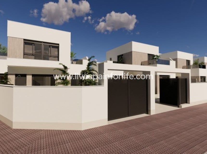 3 slaapkamer Villa te koop in Alicante stad met zwembad garage - € 365.000 (Ref: 9911668)