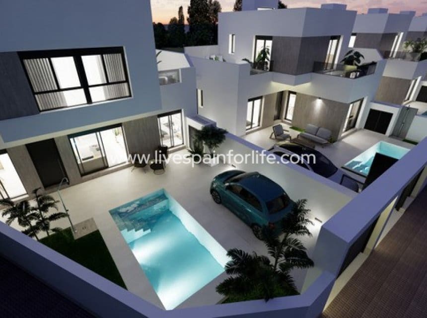 3 slaapkamer Villa te koop in Alicante stad met zwembad garage - € 365.000 (Ref: 9911668)