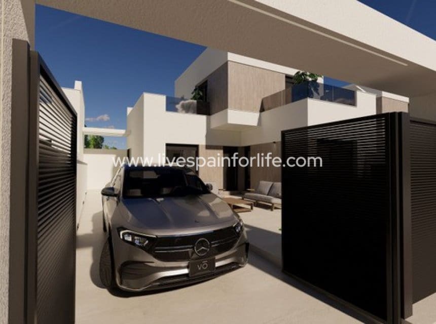 3 slaapkamer Villa te koop in Alicante stad met zwembad garage - € 365.000 (Ref: 9911668)