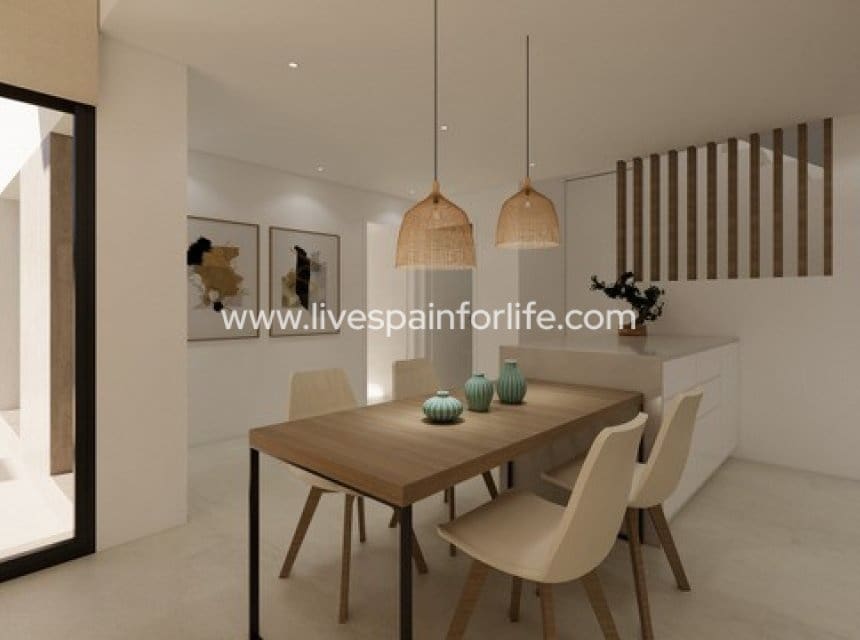 3 slaapkamer Villa te koop in Alicante stad met zwembad garage - € 365.000 (Ref: 9911668)