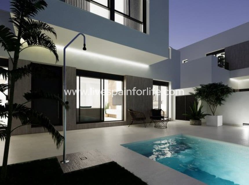 3 sovrum Villa till salu i La Marina med pool garage - 365 000 € (Ref: 9911672)
