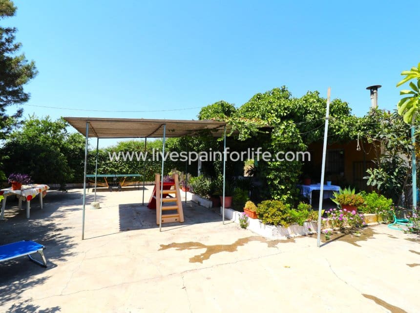 3 Zimmer Finca/Landgut zu verkaufen in Albatera mit Pool - 175.000 € (Ref: 9911809)
