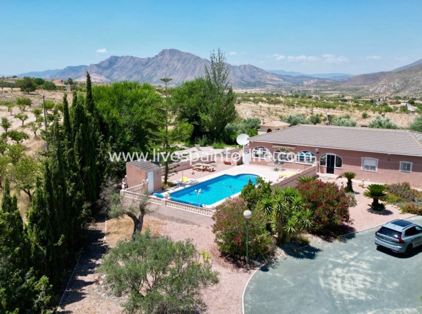 3 soveværelse Villa til salg i Hondon de los Frailes med swimmingpool garage - € 349.950 (Ref: 9948525)