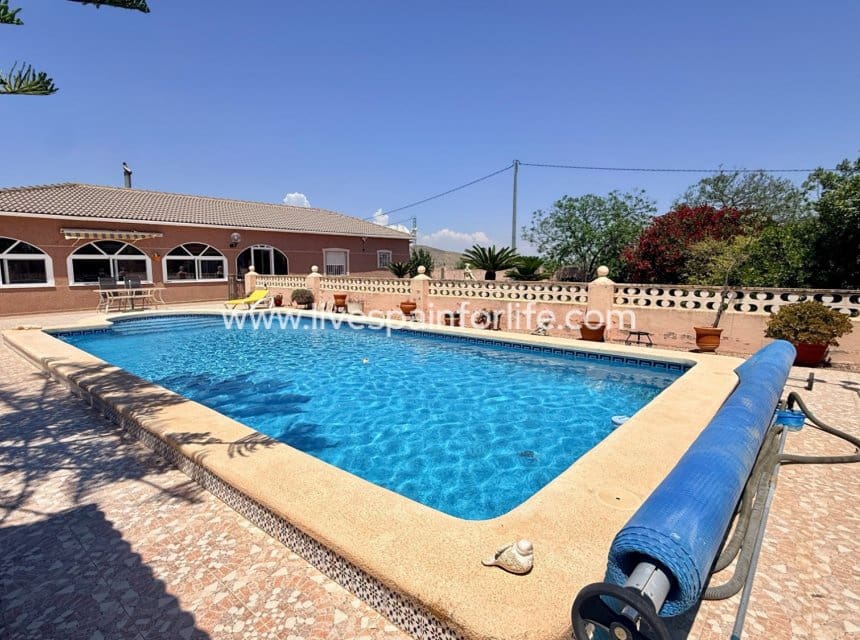 3 soveværelse Villa til salg i Hondon de los Frailes med swimmingpool garage - € 349.950 (Ref: 9948525)