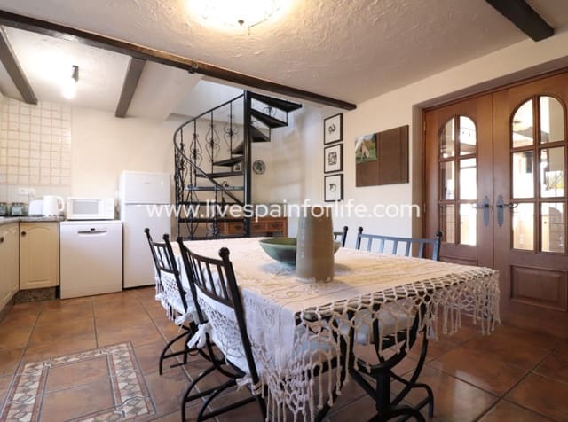 4 bedroom Finca/Country House for sale in Albatera with pool garage - € 345,000 (Ref: 9948890)
