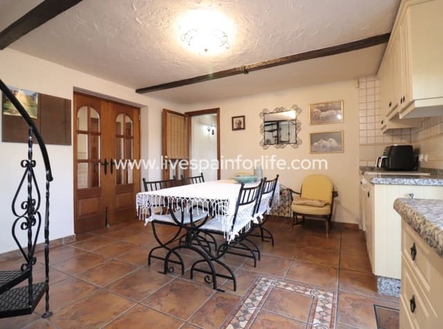 4 bedroom Finca/Country House for sale in Albatera with pool garage - € 345,000 (Ref: 9948890)
