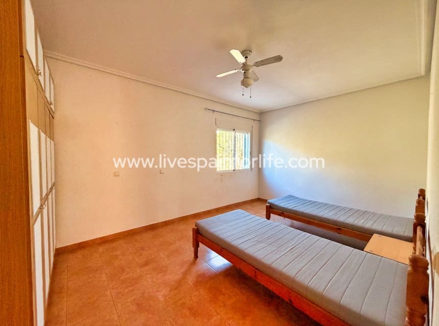 5 bedroom Finca/Country House for sale in Matola with pool garage - € 299,000 (Ref: 9956019)